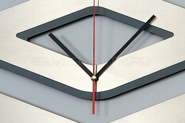 Сувенирные часы-логотип